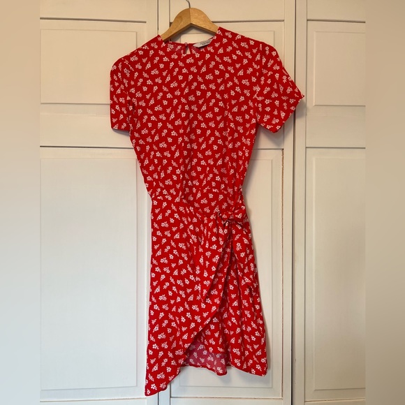 Knot Detail Mini Dress - NWT - Picture 4 of 4